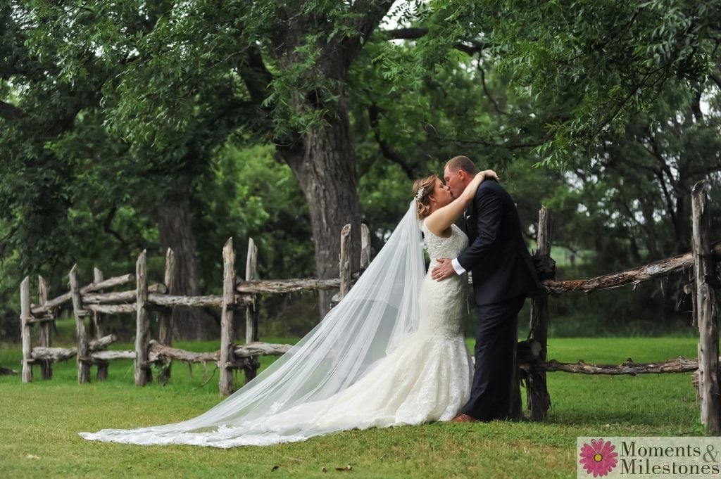 Boerne San Antonio Love Affair at the Don Strange Ranch Wedding Photography and Planning