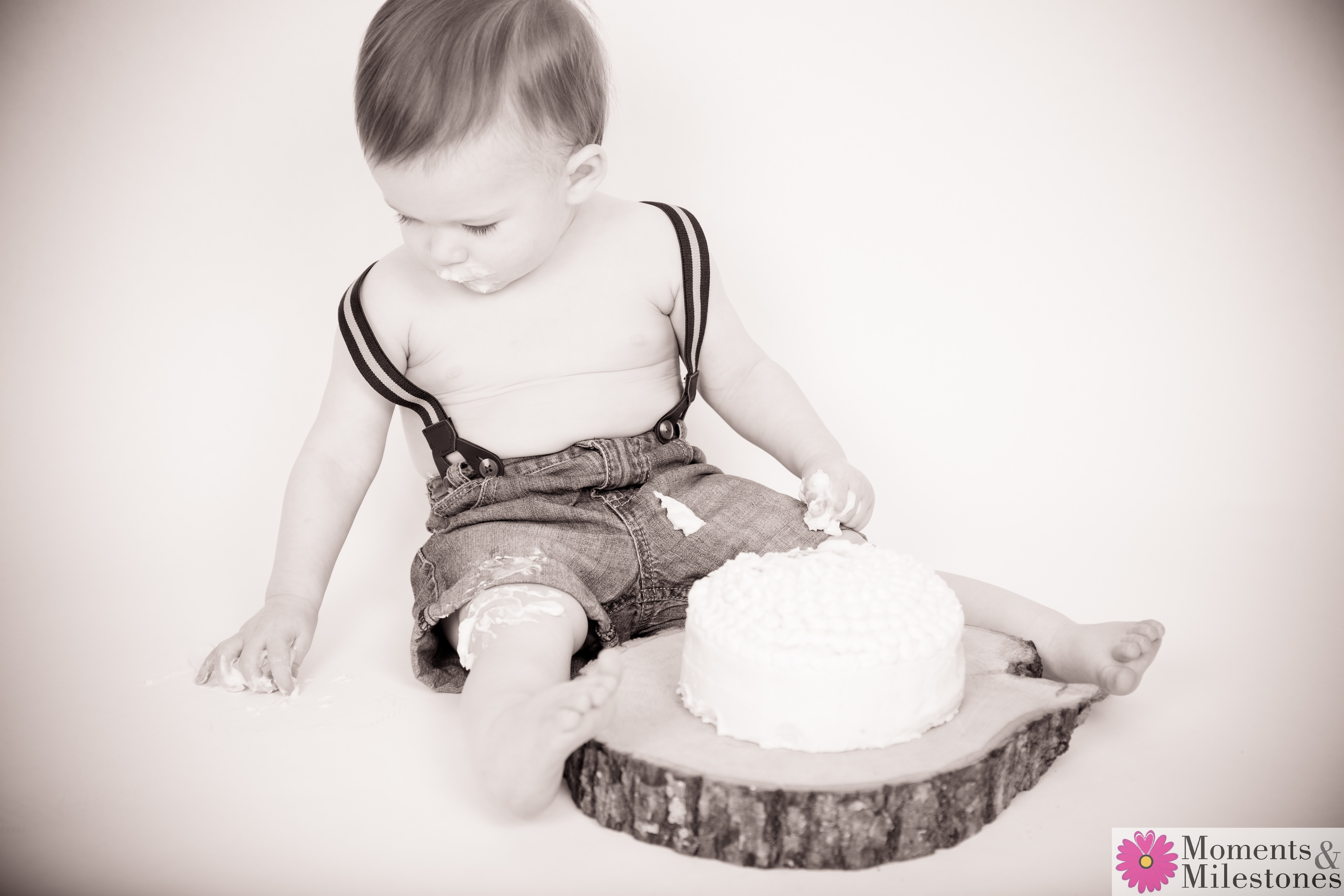 San Antonio Child and Children and Family Studio Cake Smash Photography