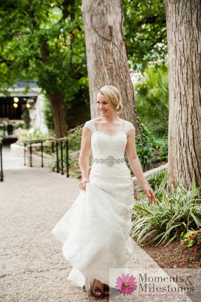 Stunning Bridal Photography - Downtown San Antonio